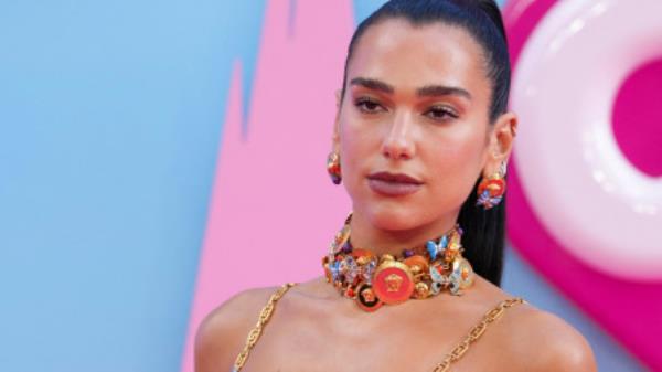 FILE PHOTO: Dua Lipa attends the European premiere of &quot;Barbie&quot; in London, Britain July 12, 2023. REUTERS/Maja Smiejkowska/File Photo