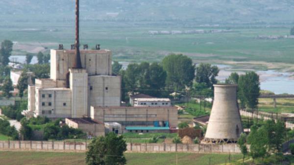 A North Korean nuclear plant is seen before demolishing a cooling tower (R) in Yongbyon, in this photo taken June 27, 2008 and released by Kyodo. North Korea is to restart the mothballed Yo<em></em>ngbyon nuclear reactor that has been closed since 2007 in a move that could produce more pluto<em></em>nium for nuclear weapons as well as for domestic electricity production, its KCNA news agency said on April 2, 2013. As well as restarting the 5MW reactor at Yongbyon, the North&#039;s o<em></em>nly known source of pluto<em></em>nium for its nuclear weapons programme, KCNA said a uranium enrichment plant would also be put back into operation, a move that could give it a second path to the bomb. Picture taken June 27, 2008. Mandatory Credit. REUTERS/Kyodo