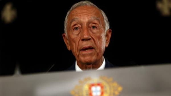 Portugal&#039;s President Marcelo Rebelo de Sousa addresses the nation in Belem Palace, Lisbon, Portugal, May 4, 2023. REUTERS/Pedro Nunes/File photo